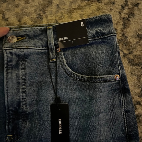 Express Denim Skirt - Picture 3 of 7